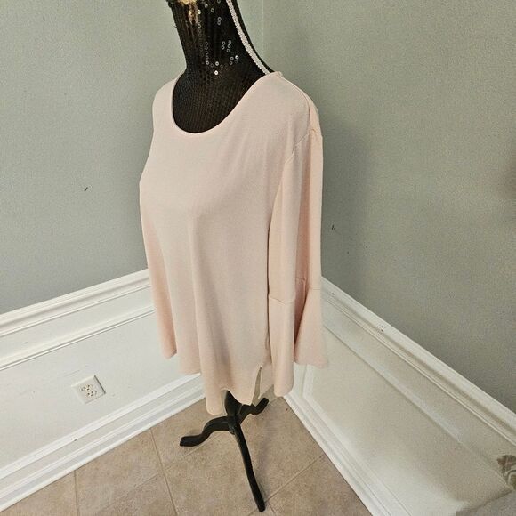 Blush RACHEL by Rachel Roy bell sleeve flowy top 2X - Picture 4 of 9
